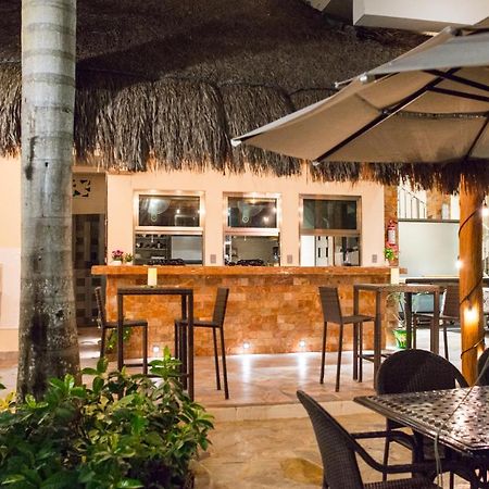 Alamos Inn Hotel Con Jacuzzi Y Piscina Канкун Екстериор снимка