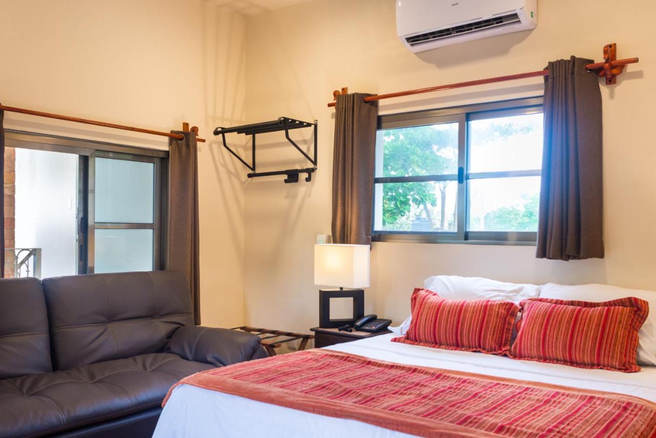Alamos Inn Hotel Con Jacuzzi Y Piscina Канкун Екстериор снимка