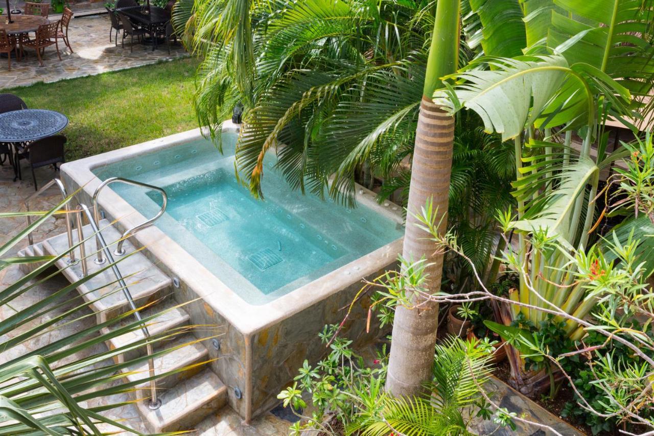 Alamos Inn Hotel Con Jacuzzi Y Piscina Канкун Екстериор снимка
