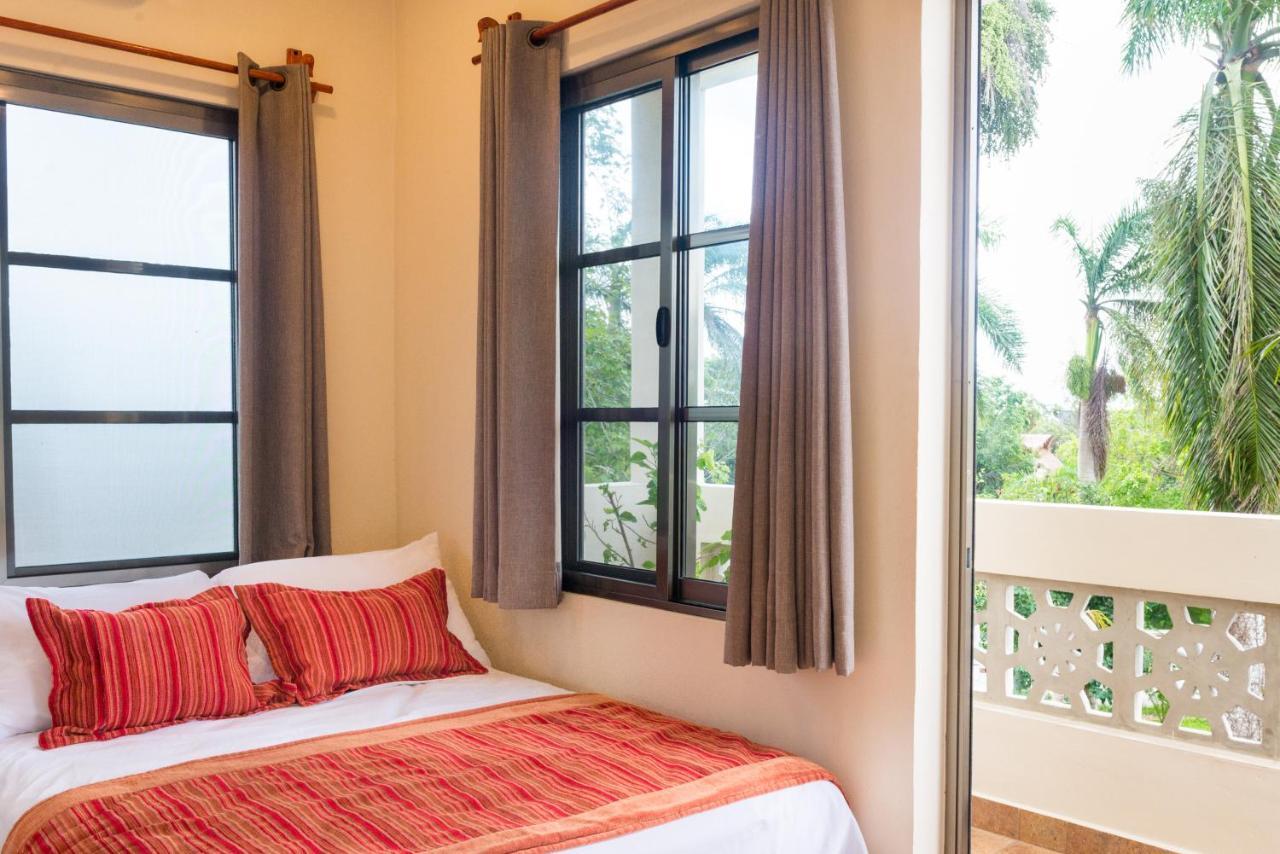 Alamos Inn Hotel Con Jacuzzi Y Piscina Канкун Екстериор снимка