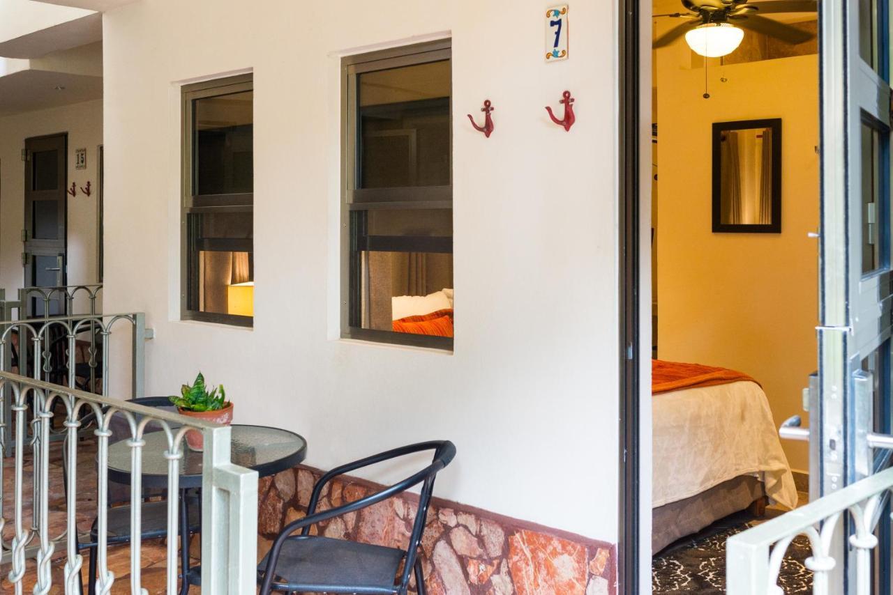 Alamos Inn Hotel Con Jacuzzi Y Piscina Канкун Екстериор снимка