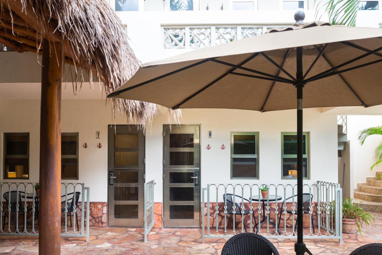 Alamos Inn Hotel Con Jacuzzi Y Piscina Канкун Екстериор снимка