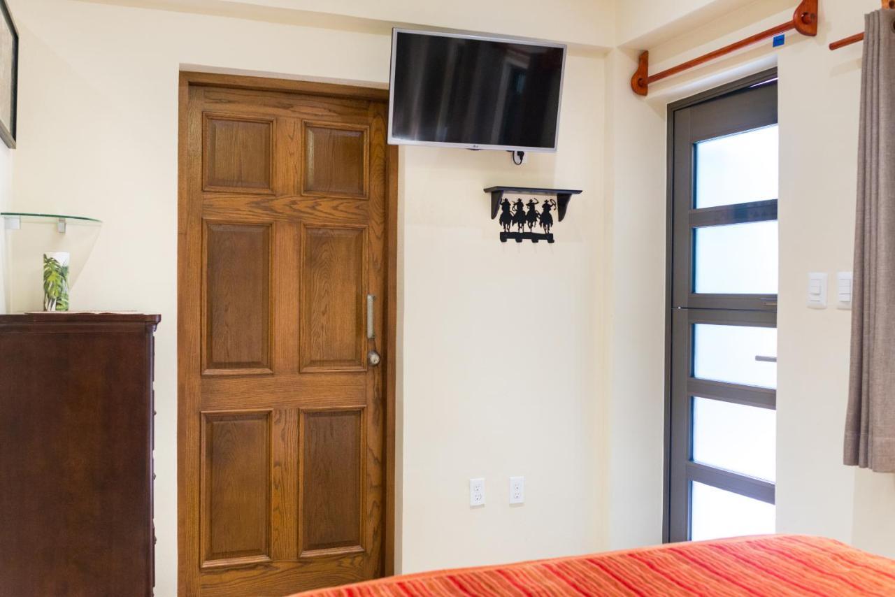 Alamos Inn Hotel Con Jacuzzi Y Piscina Канкун Екстериор снимка