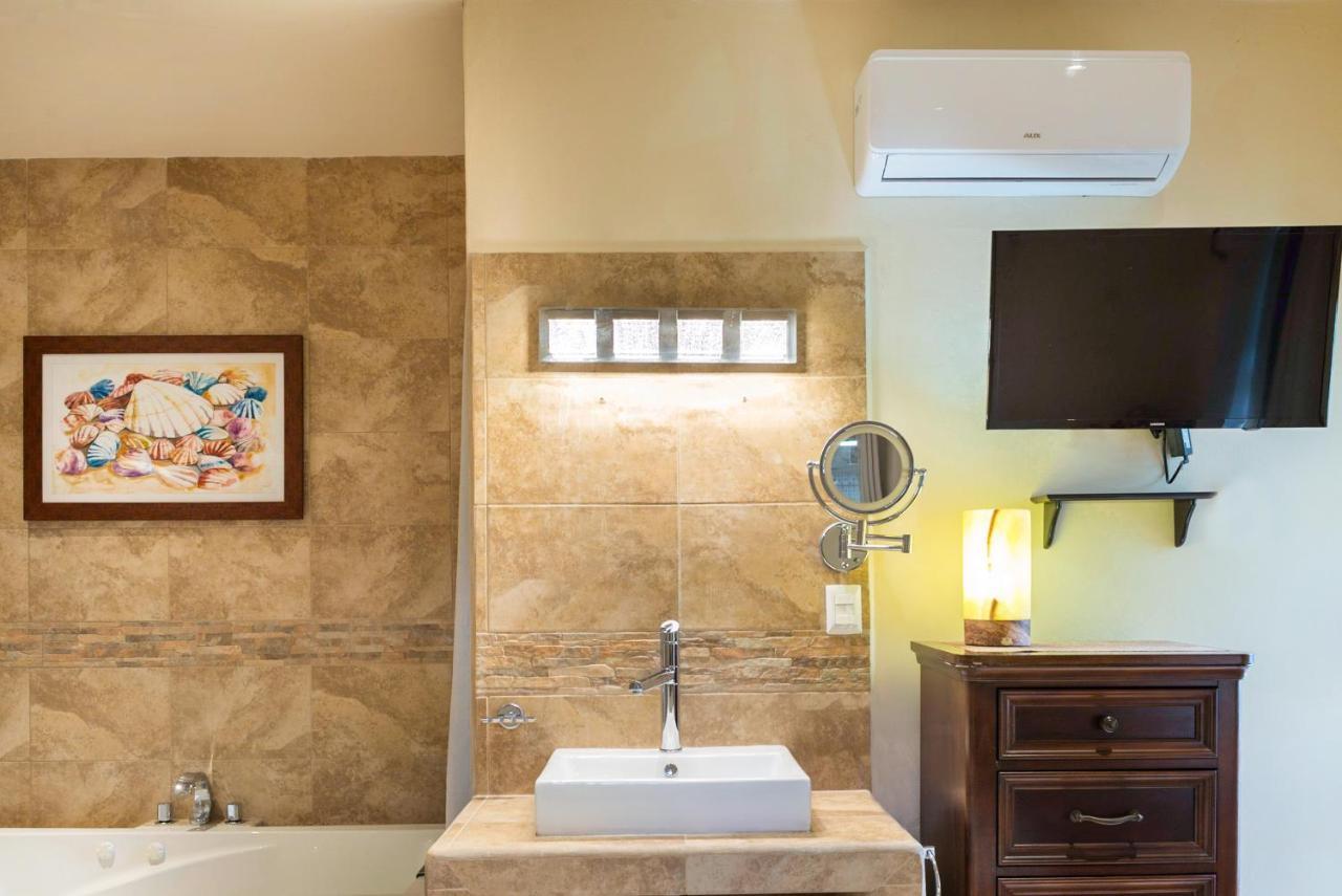 Alamos Inn Hotel Con Jacuzzi Y Piscina Канкун Екстериор снимка